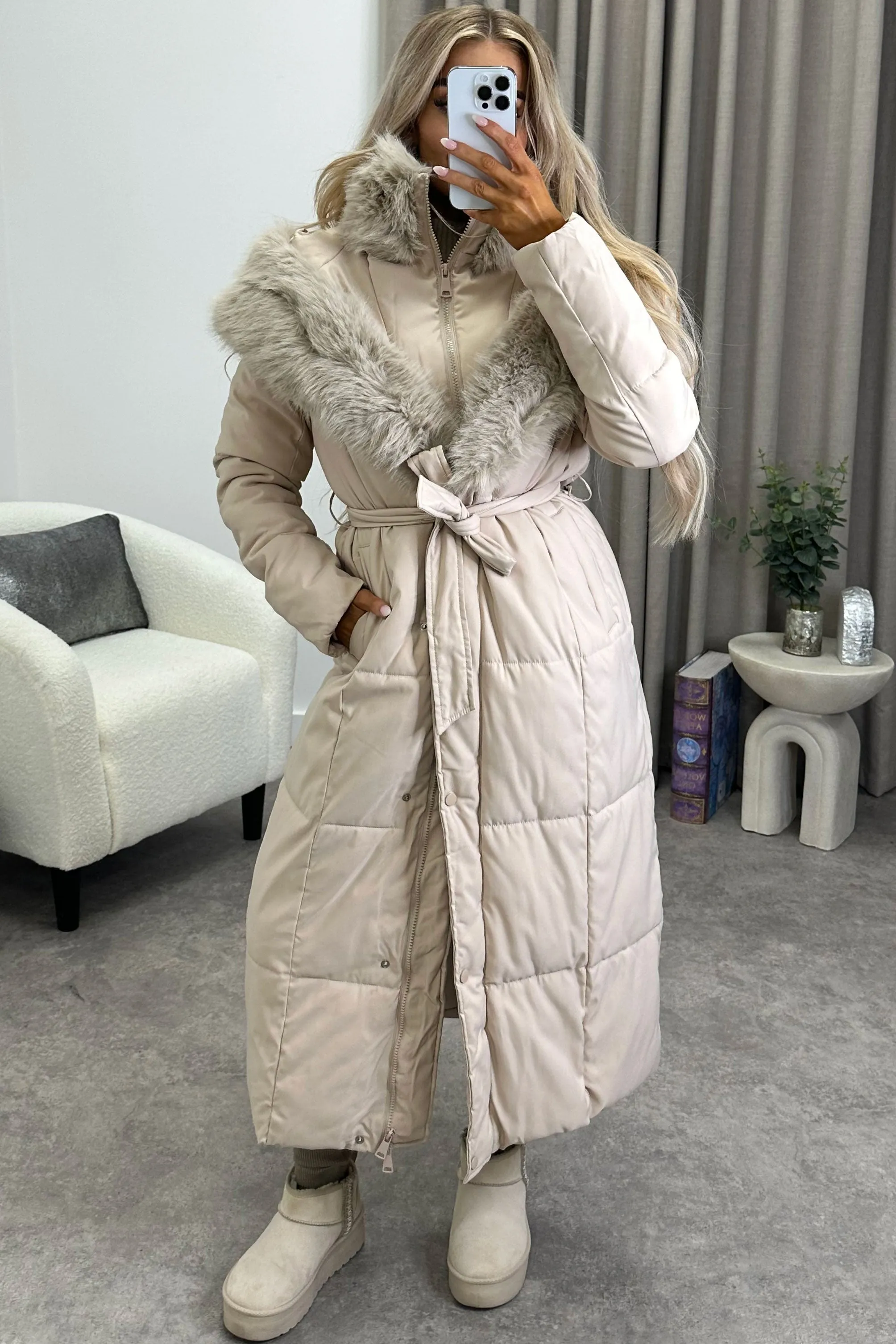 Ilayda Beige Faux Fur Hooded Longline Belted Puffer Coat