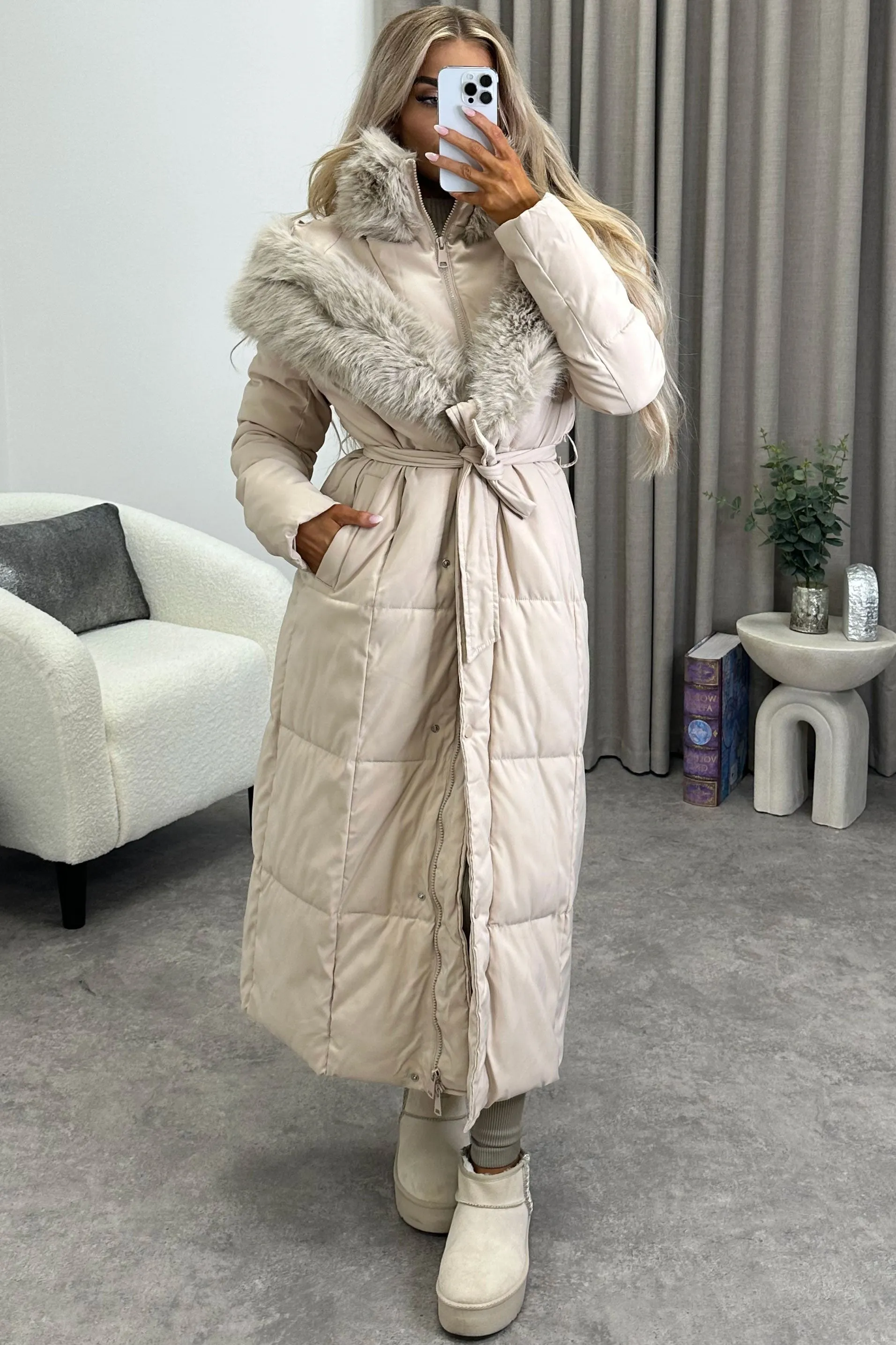Ilayda Beige Faux Fur Hooded Longline Belted Puffer Coat