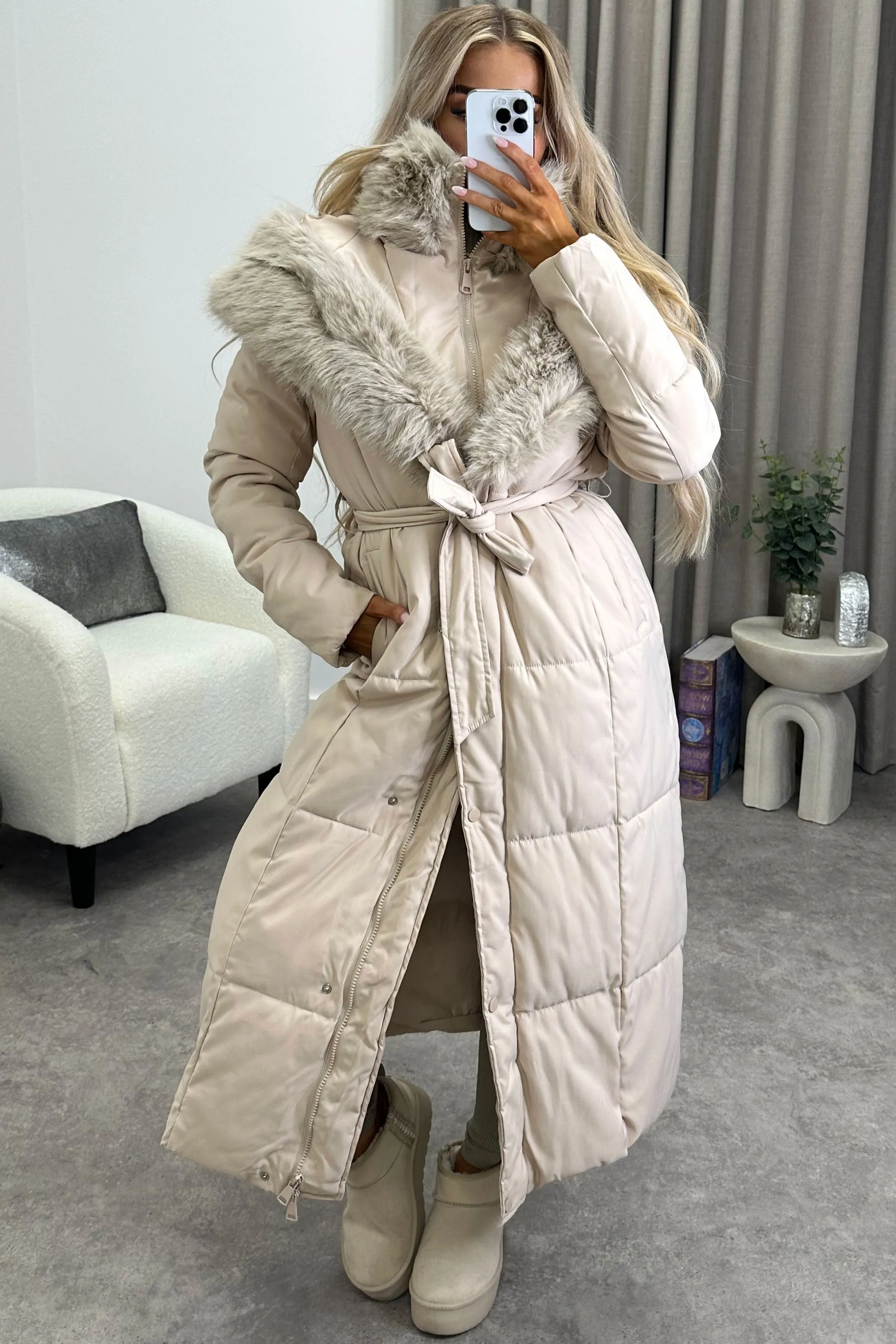 Ilayda Beige Faux Fur Hooded Longline Belted Puffer Coat